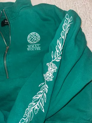 SHE sweatshirt thumbnail 3