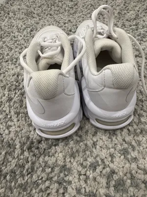 Nike Women's White Low-Top Air-Cushioned Sneakers thumbnail 3