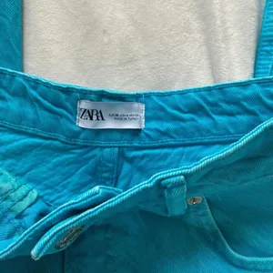 bright blue 100% cotton Zara jeans thumbnail 3