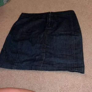 J. Crew‎ denim skirt 6 thumbnail 4