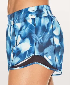 Lululemon Hotty Hot Short II 4 Tall Blue Tie Dye Running Shorts Women Size 4 thumbnail 1