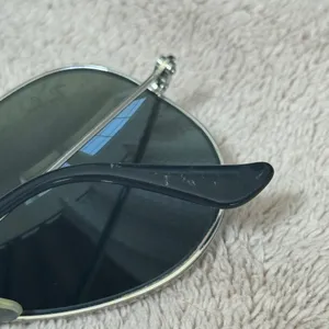 Ray-Ban Aviator Sunglasses - Silver Frame with Gray Metallic Lenses thumbnail 7