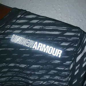 Under Armor M Short Sleeved Athletic Running Top Black Silver thumbnail 6