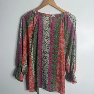 Gibson Latimer Floral Patchwork Boho Blouse XL Long Sleeve Smocked‎ Neck Artsy thumbnail 3