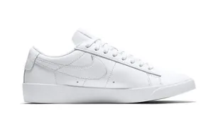 Nike Blazer Low SE White Sneakers thumbnail 3