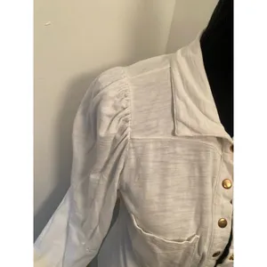 Nation Ltd The Desta Femme Button Up Top in Optic White w Gold Accents Cotton thumbnail 4