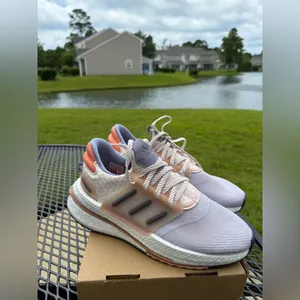 Adidas women’s  Multicolor Running Shoes size 7.5 thumbnail 5