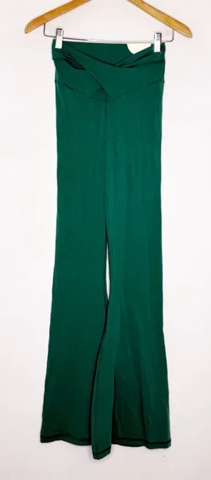 OFFLINE by Aerie Real Me Hi-Rise Flare Leggings Green NWT Size M thumbnail 1