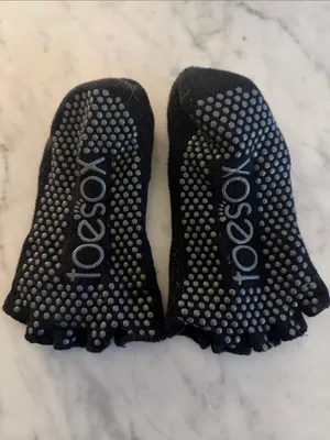 Toesox Toe Grip Socks with Silver Snowflake Design thumbnail 2