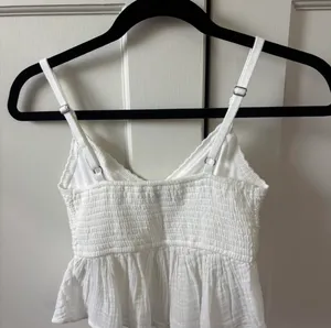 Hollister Crochet Crop Top thumbnail 3