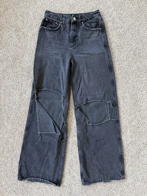 BDG Jeans Urban Outfitters High-Rise Ripped Puddle thumbnail 1