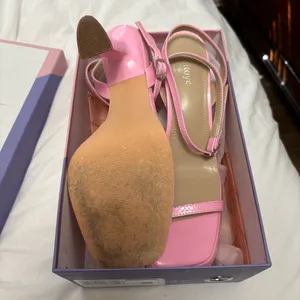 Amazon Pink chunky heels thumbnail 3