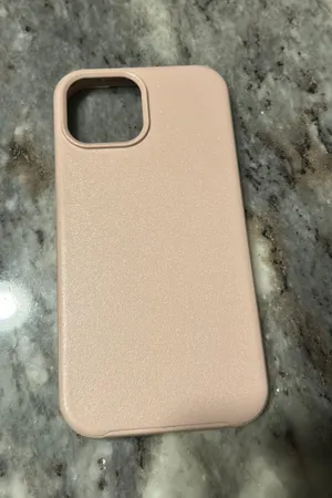 OtterBox Pink Phone Case thumbnail 1