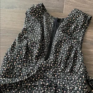 Lulu's Black Floral Pattern Sleeveless Maxi Dress, Size Small thumbnail 2
