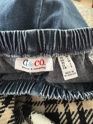 Denim & Co mpany Size Medium Elastic Waist Jeans thumbnail 5