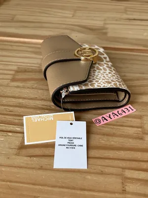Michael Kors Wallet thumbnail 3