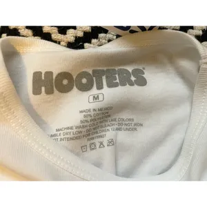 Hooters Girl Graphic Tank Top NWT! thumbnail 10