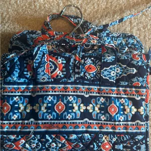 Vera bradley travel toiletries bag like new. thumbnail 1