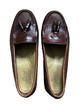 GH Bass Weejuns Jackie Brown Leather Tassel Loafers Women’s Size 6.5 thumbnail 1