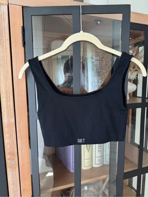 SET Active Sculptflex Box Cut Sports Bra ribbed onyx square neck workout thumbnail 2