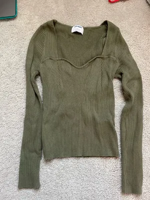 Old Navy Long sleeve thumbnail 1