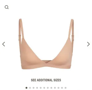 FITS EVERYBODY TRIANGLE BRALETTE thumbnail 2