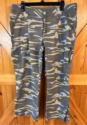Cabela's Womens Bayou Pants Camo Cotton Ripstop Size 14/14 (4191) thumbnail 1