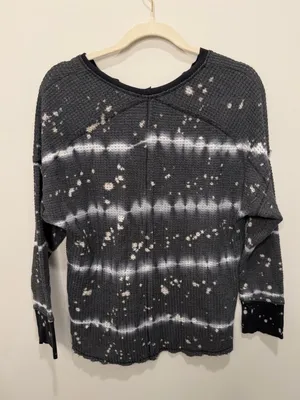 XCVI Gray White Tie Dye Thermal Waffle Knit‎ V Neck Top Small 14476 thumbnail 4