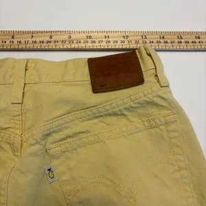 Levi's 501 Original Fit Jeans Womens 29 Yellow Straight Leg Button Fly Denim thumbnail 5