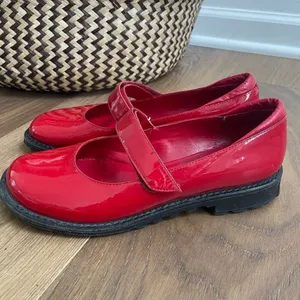 Ramon Tenza Red Patent Leather Mary Jane Lug Sole $250 7 thumbnail 2