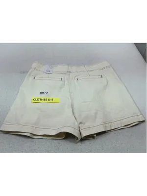 Womans Time and Tru High Rise Pleated Ivory Denim Shorts size 18 waist 37 inches thumbnail 2