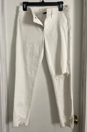 American Eagle Jeans  thumbnail 1