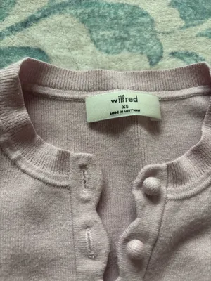 Aritzia light pink cardigan  thumbnail 3