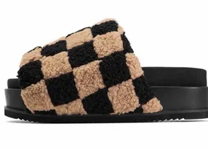 ROAM Checkerboard Sherpa Slide - Black & Tan thumbnail 1