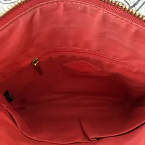 FOSSIL Red Pebble Leather Messenger Medium Crossbody/Shoulder Bag Key Charm thumbnail 12