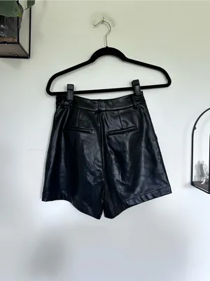 7 For All Mankind Black Faux Leather High Rise Waist Shorts Size XS thumbnail 2