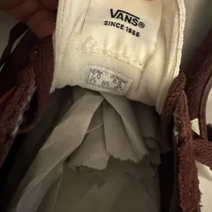 Vans burgundy and Pink Casual Sneakers thumbnail 7