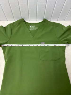 Figs Olive Green‎ Women's V-Neck Scrub Top thumbnail 3