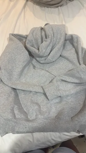 Aritzia Xs grey hoodie. Sweat fleece thumbnail 6