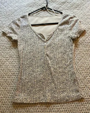 Short Sleeve top Gray Size M thumbnail 1