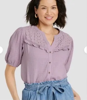 Knox Rose Size XL Purple Blouse Eyelet Short Puff Sleeves Button Front thumbnail 1