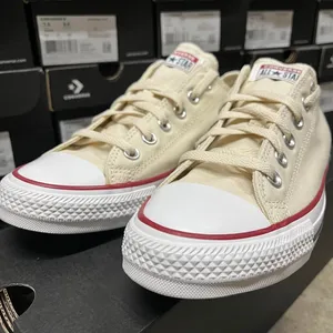 Converse Women's Cream and White Trainers thumbnail 1