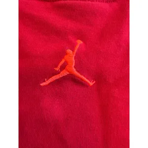 Jordan Flight Womens Red Cropped T-Shirt Tight Fit Short Sleeve Logo M‎ 3369 thumbnail 5