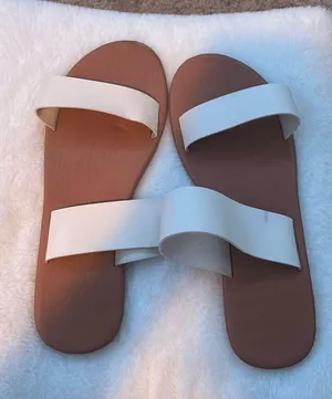 White Slip On Sandals Size 9.5 thumbnail 1