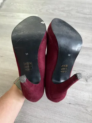Transit Wine Faux Suede Mary Jane Heels with Buckle Size 7.5 thumbnail 9