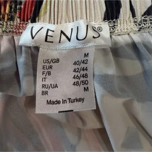 Venus off-the-shoulder long-sleeve tunic Dress with a Floral Print - Medium thumbnail 6