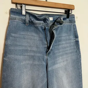 OAT NEW YORK- High Rise Wide Leg Jeans Blue Denim Powder Light Wash Raw Fray Hem thumbnail 8