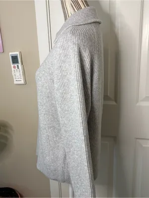 Aerie XS fall winter trendy minimalist poetcore cabincore indie librarian sweate thumbnail 2