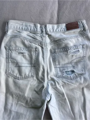 American Eagle Light Wash Mom Jeans thumbnail 4