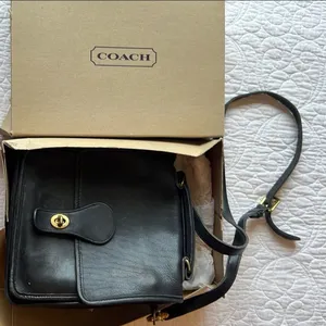Vintage Coach Station Willis Glovetanned cowhide Leather. Made in 2005 No Box thumbnail 1